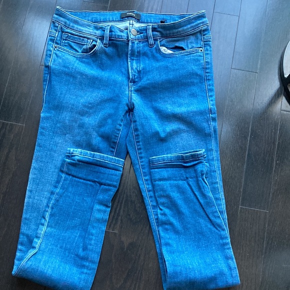 Theory medium wash , size 2 ( smaller 2) jeans - Picture 2 of 4